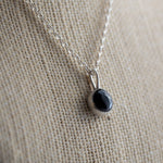 Load image into Gallery viewer, 18&quot; Onyx Necklace
